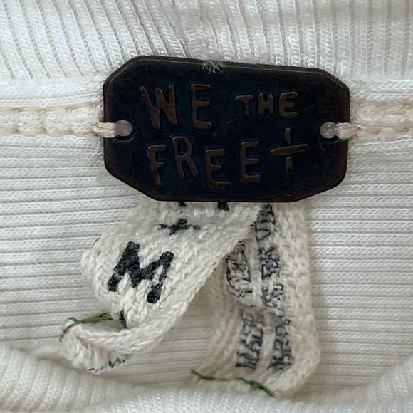 WE THE FREE Women’s Long Sleeve Cowl Neck Top M Cream Soft Knit Free People Boho - Picture 3 of 9